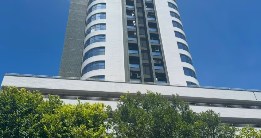 Sala Comercial a Venda no Harmony Medical Center - Petrópolis