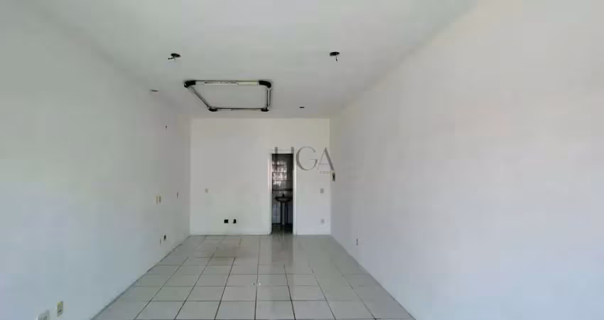 Ponto comercial com 1 sala para alugar na Avenida da Cavalhada, 2149, Cavalhada, Porto Alegre