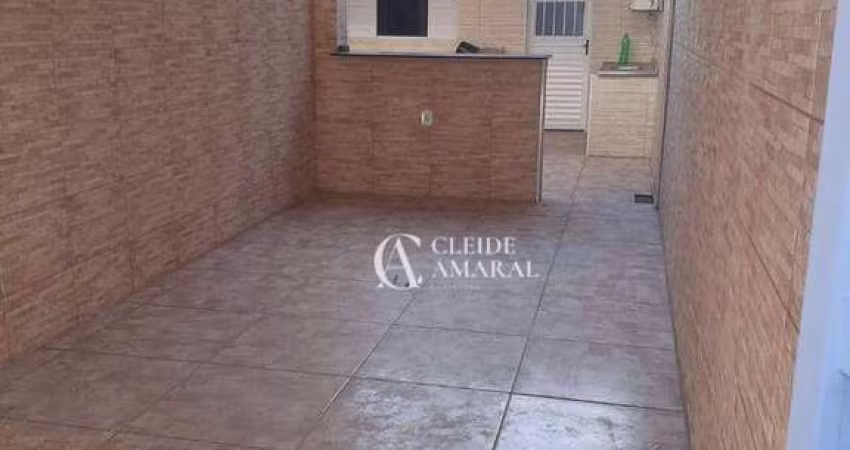 Casa com 2 dormitórios à venda por R$ 360.000 - Jardim Aracy - Mogi das Cruzes/SP