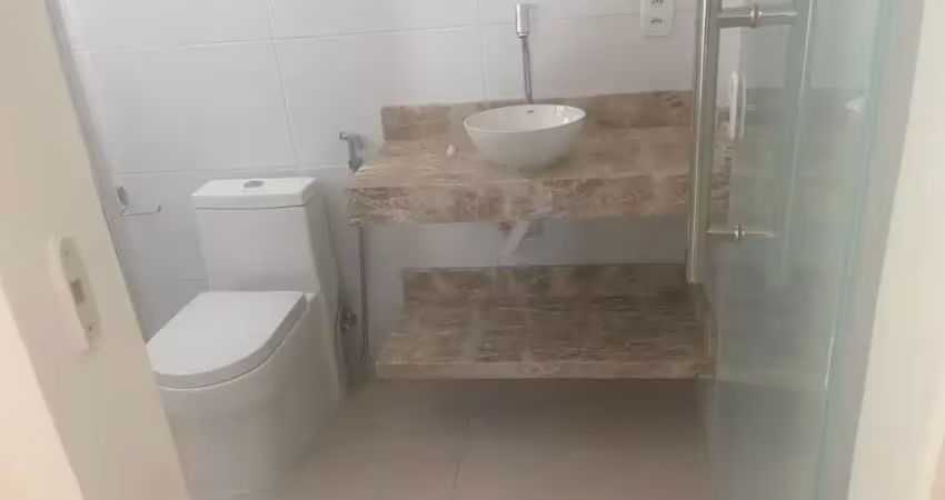 Casa com 2 quartos para alugar na Travessa do Alecrim, Centro, Camaçari