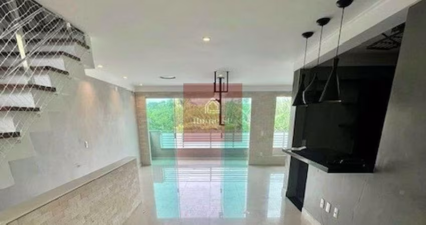 BROOKLIN CASA EM CONDOMÍNIO FECHADO 300M 3SUÍTES 2VAGAS DE GARAGEM COM PISCINA E CHURRASQUEIRA