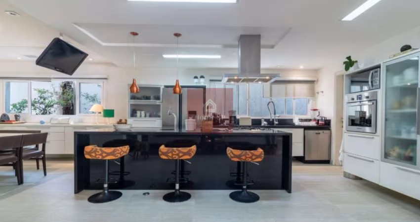 Casa tipo para venda com 5 quartos, 528m²