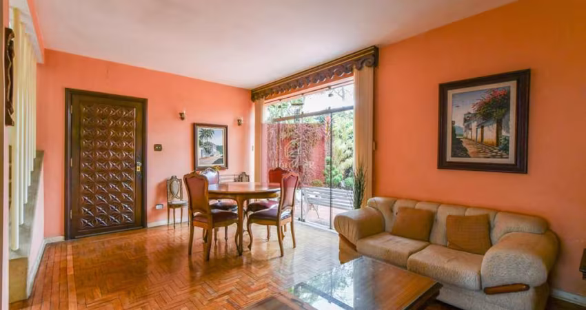 Excelente Oportunidade em Moema! Sobrado com 199m² a venda.
