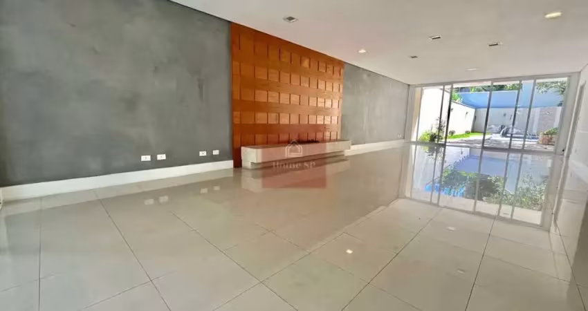 Casa em condomínio no brooklin - 425m² 4suites 4vagas de garagem com piscina e churrasqueira