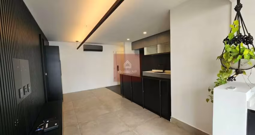 Apartamento com 2 dormitórios, sendo 1 suíte, 1 vaga e com 71m² - Moema