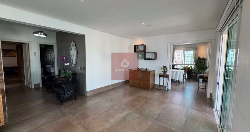 Jardim Paulista; Apartamento com 205 metros, 04 dormitórios,03 suítes,04 vagas.