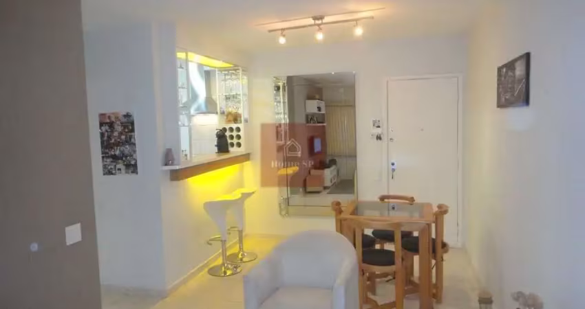 Apartamento totalmente reformado com 41m², 1 dormitório, 1 vaga.
