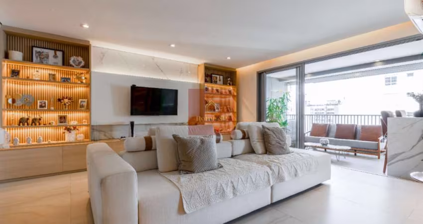 Apartamento tipo para venda com 3 quartos, 175m², 2 vagas.