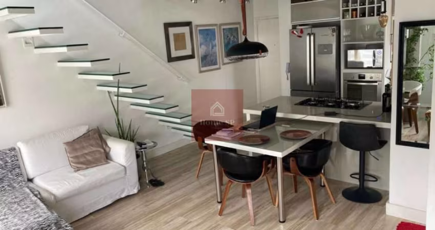 Cobertura duplex mobiliado no Itaim Bibi.