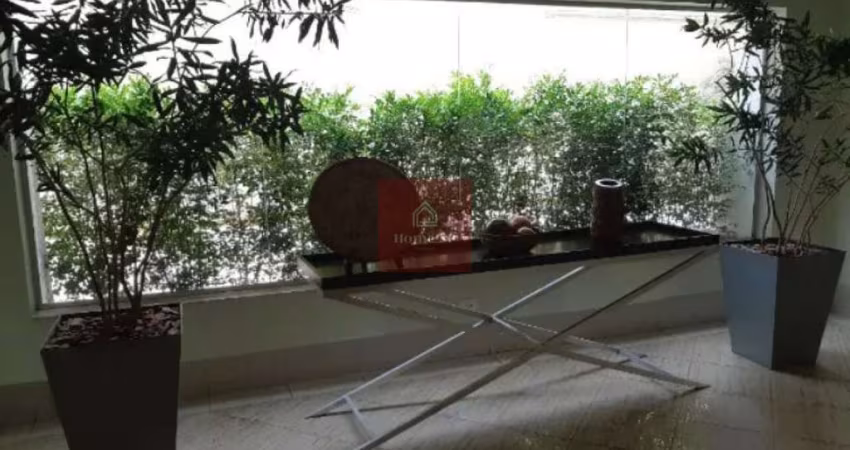 Apartamento perto do metro e shopping Ibirapuera.