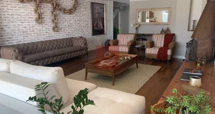 Brooklin Velho, Casa com 4 suites, 450mts, 3 vagas, piscina , spa e brinquedoteca