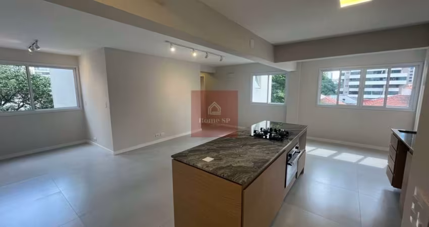 Apartamento recém reformado em Moema fora de rota