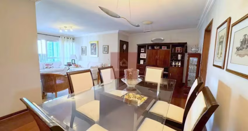 Apartamento com 168m², 4 dormitórios, sendo 1 suíte, 2 vagas fixas e paralelas.