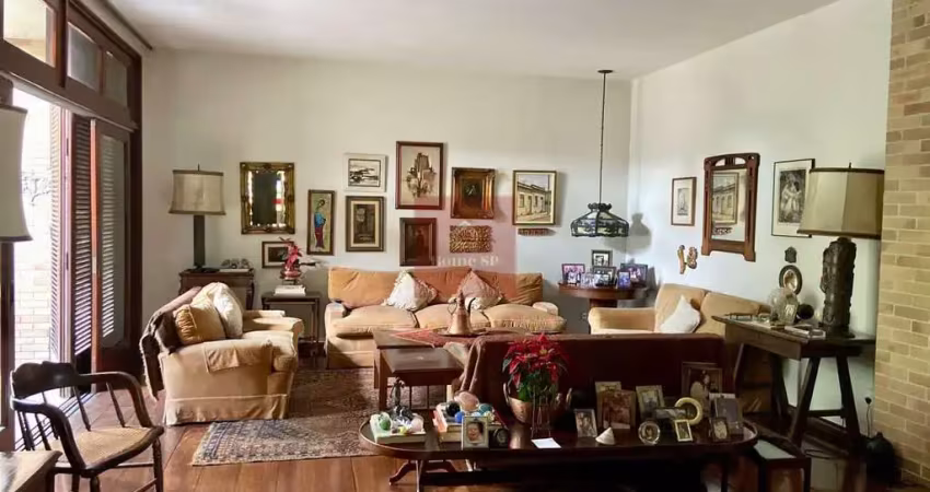 Brooklin velho, casa térrea com 4 quartos,1 suite, 2 vagas, 310au, piscina