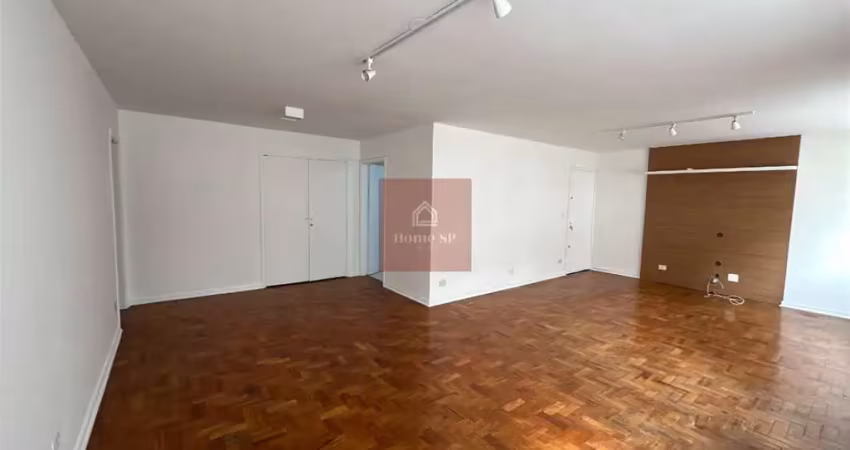 Apartamento com 3 dormitórios, 1 suíte, 1 vaga e com 155m² - itaim bibi