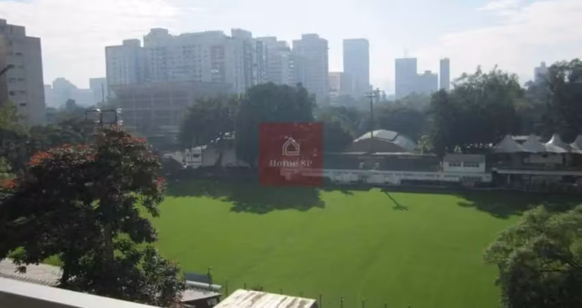 Apartamento 226 m2, 4 dorms.(2 stes), 3 vagas, com vista para o clube pinheiros.