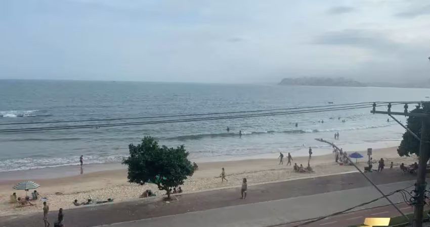 Deslumbrante apartamento de frente para a praia do morro.