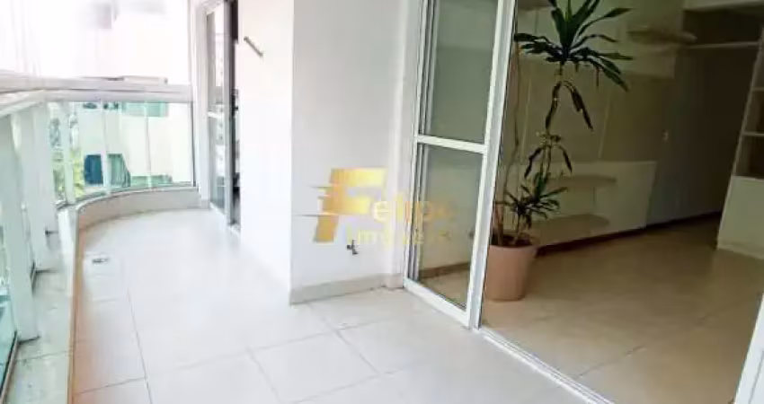 Apartamento de 3 quartos com dependência de empregada na praia da costa!