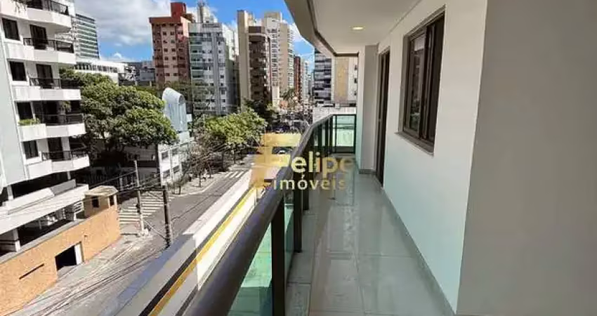 Apartamento de 3 quartos localizado na deslumbrante praia da costa!
