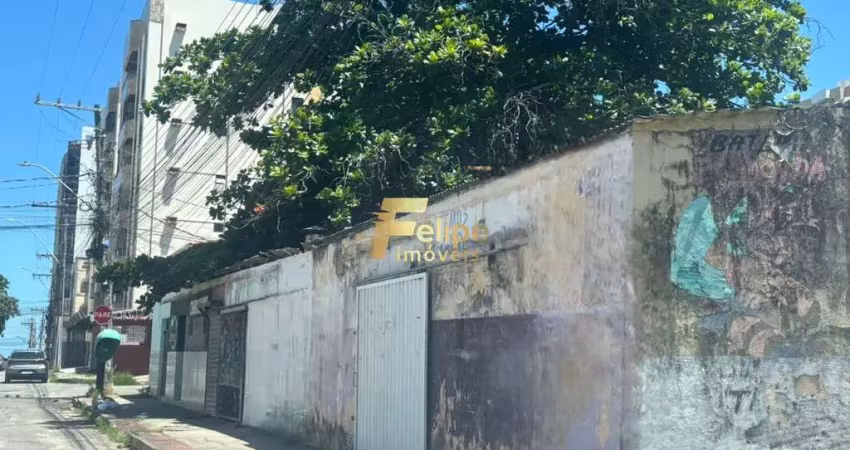Área com 772m² em ótima localização na praia do morro!