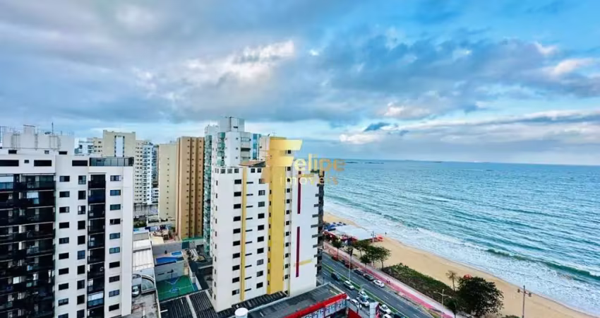 Prepare-se para conhecer sua casa suspensa, são 345 m2 de muito charme com vista para o mar.