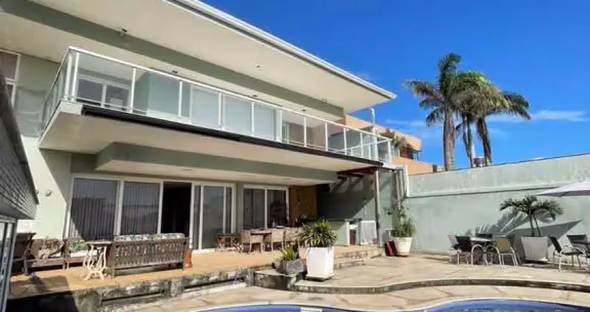 Mansão de cinema frente mar na ilha do boi / vitória - es