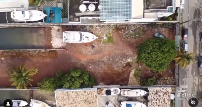 Terreno em local privilegiado no canal de guarapari