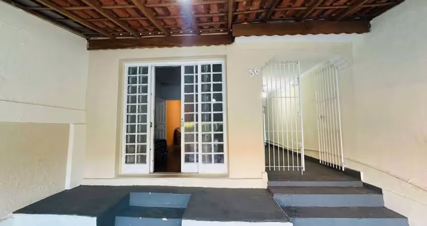 Casa com 3 quartos à venda na Vila Antártica, Botucatu 