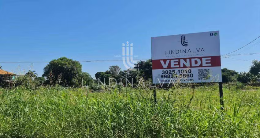 Amplo terreno com duas esquinas e 1642 m2, no parque da lagoa