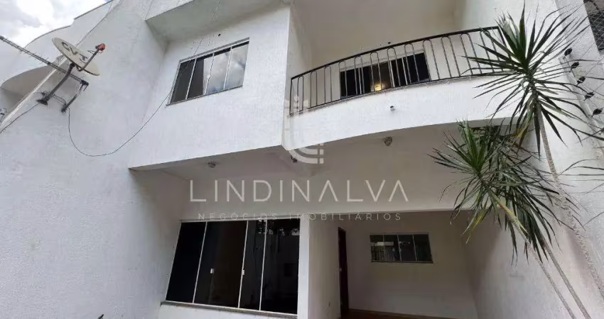 Sobrado no jardim iguaçu com suíte, 2 quartos e churrasqueira