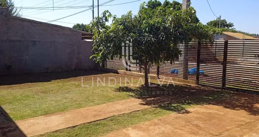 Casa à venda no Paraguai com 3 Quartos, Amplo Pátio e Ótima Localização
