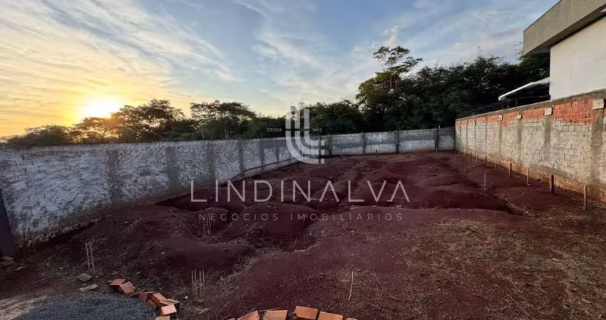 Terreno pronto para construir à venda no condomínio araras em foz do iguaçu
