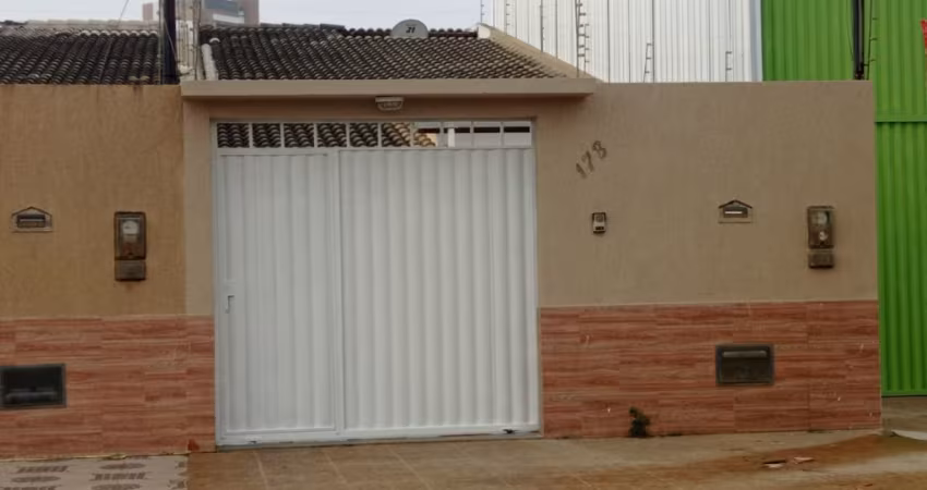 Casa 3/4 com garagem. Boa Vista Vitória da Conquista BA