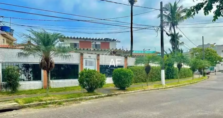 Casa com 3 quartos à venda na Rua das Guianas, 90, Enseada, Guarujá