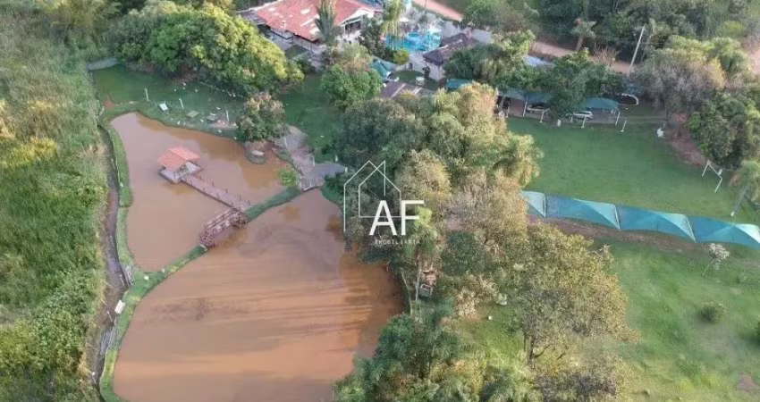 Chácara / sítio com 6 quartos à venda na Avenida dos bandeirantes, 5, Centro, Araçariguama