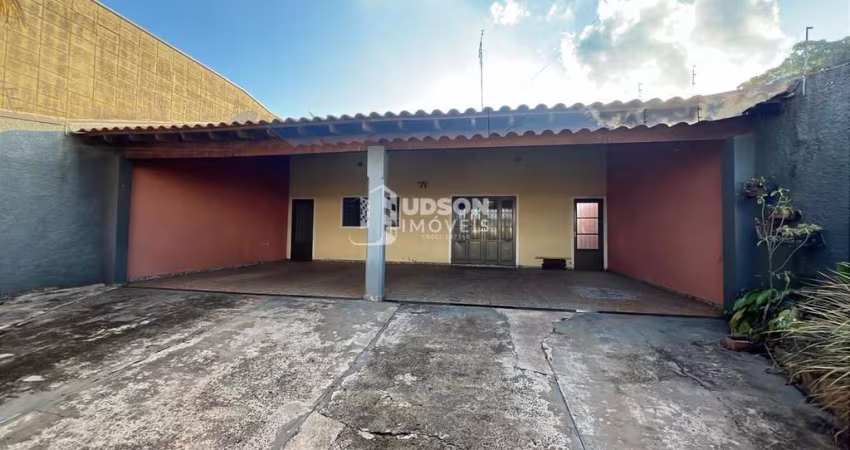 Casa para Venda em Bauru, vila Engler, 3 dormitórios, 1 suíte, 3 banheiros, 5 vagas