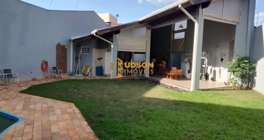 Casa para Venda em Bauru, Jardim Terra Branca, 3 dormitórios, 1 suíte, 4 banheiros, 6 vagas