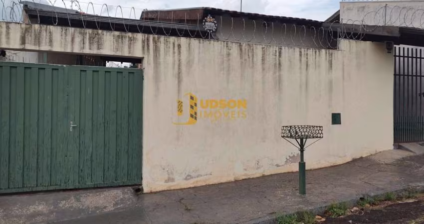 Casa para Venda em Bauru, Jardim Maramba, 3 dormitórios, 1 banheiro, 1 vaga