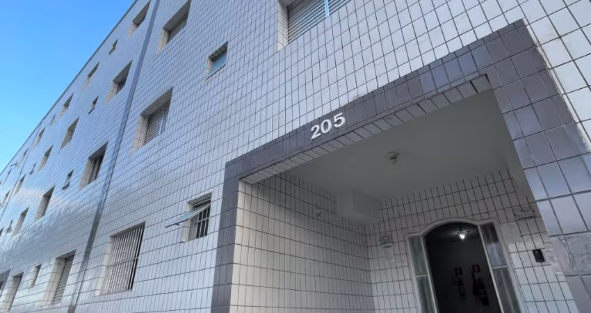 Lindo apartamento a 50 metros da praia em vila Miriam Praia grande
