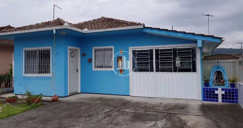 Casa 3 Dormitórios, Sendo 1 Suíte