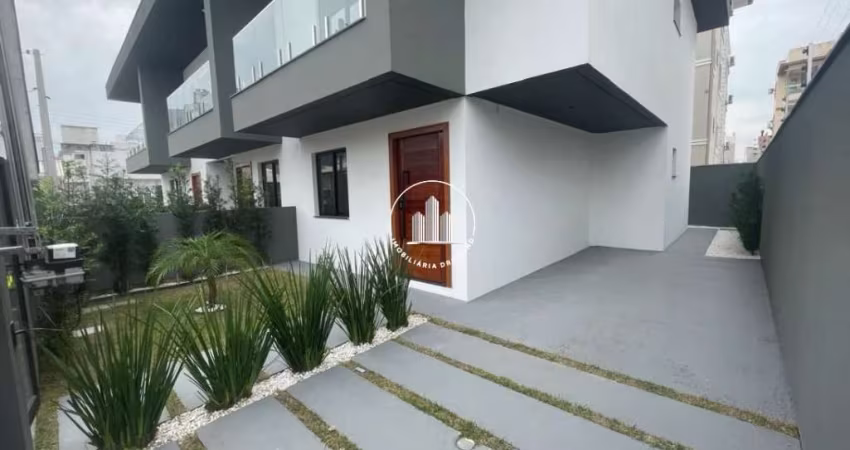 Sobrado Geminado 2 Quartos com 1 Suíte e 106m² - Pagani