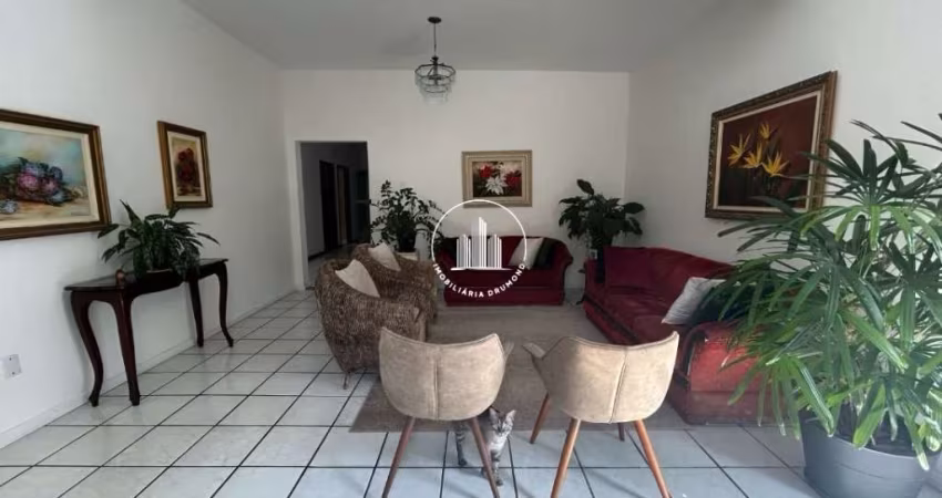 Casa 5 Quartos com 1 Suíte e 513m² - Barreiros