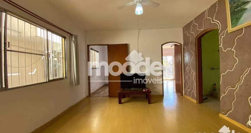 Sobrado 6 Dormitórios á Venda, 238m² por R$ 790.000,00 - Jardim Roberto - Osasco -