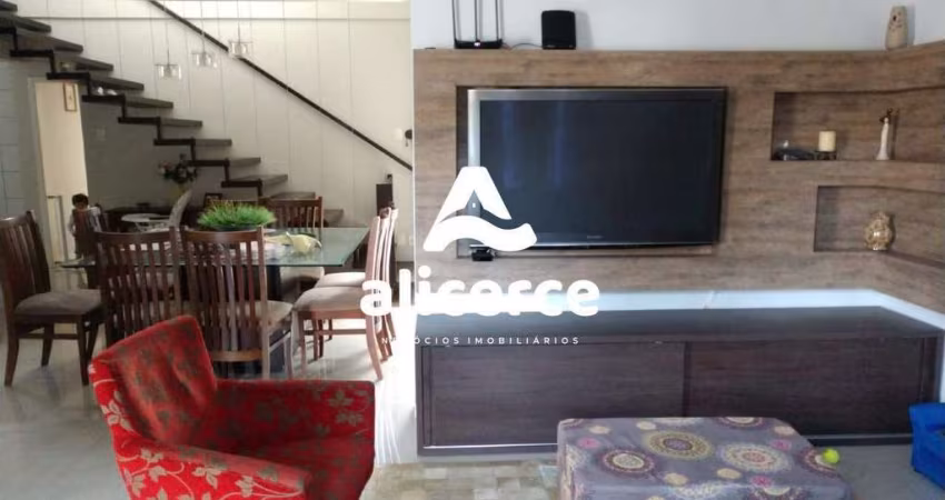 Casa no Jardim Atlântico ótima localização