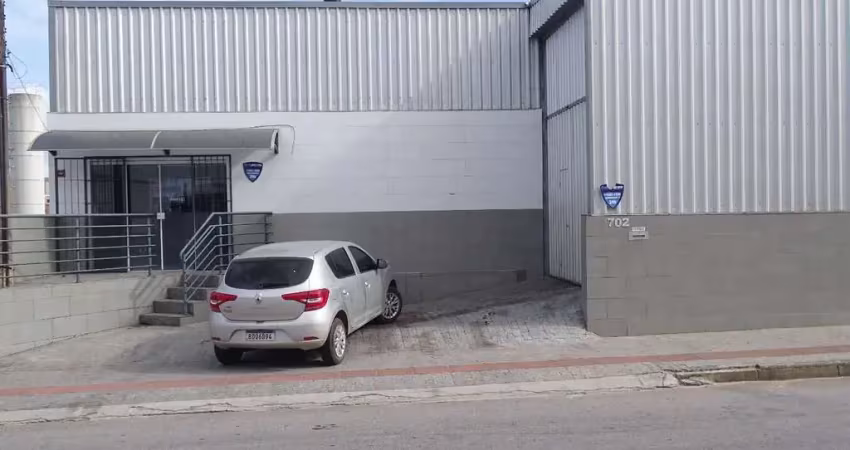 Barracão à venda com 1 quarto , 477m² em Serraria São José