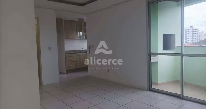 Apartamento 2 dormitórios com sacada e churrasqueira – excelente localização!