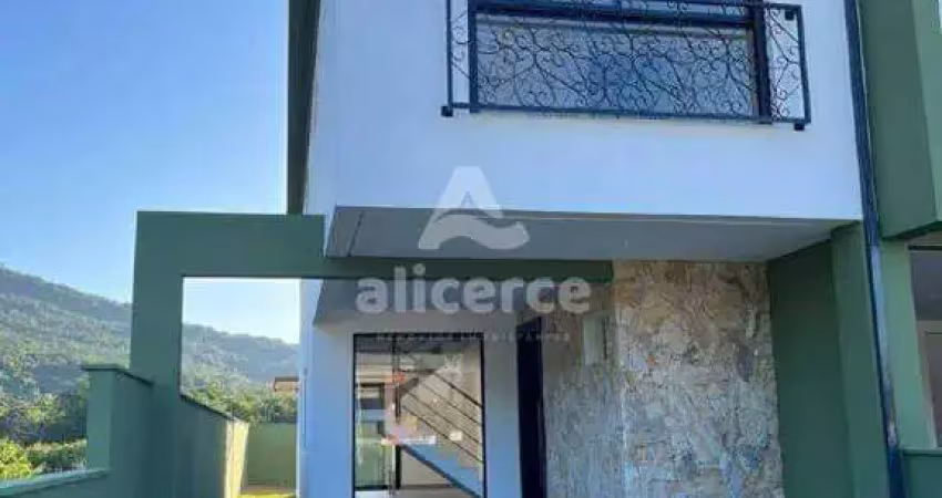 Oportunidade única: casa pronta para morar no sul da ilha com financiamento bancário