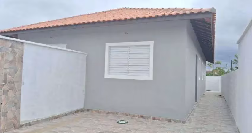 Casa para venda tem 125 metros quadrados com 2 quartos em bopiranga - itanhaém - sp