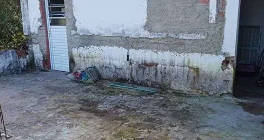 Casa na praia no bairro recanto dos imigrantes em itanhaem