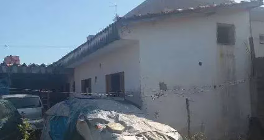 Casa com 300m² no balneário jardim óásis em itanhaem